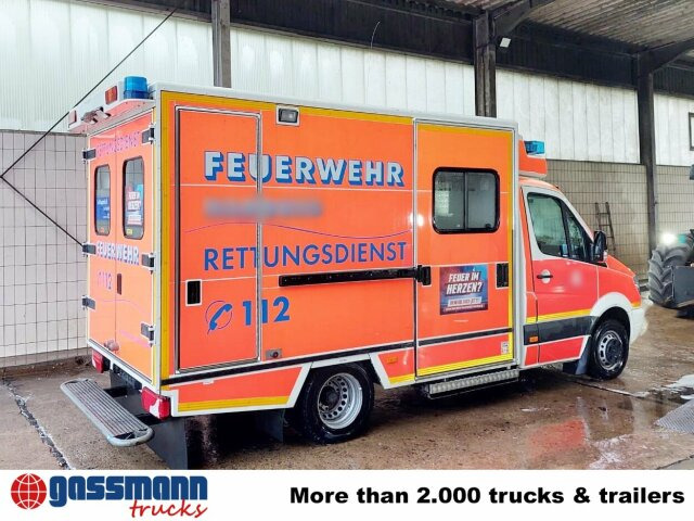 Mercedes-Benz Sprinter 515 CDI 4x2, Rettungswagen, Retarder - כלי רכב מסחרי עם לוח: תמונה 3 Mercedes-Benz Sprinter 515 CDI 4x2, Rettungswagen, Retarder - כלי רכב מסחרי עם לוח: תמונה 3