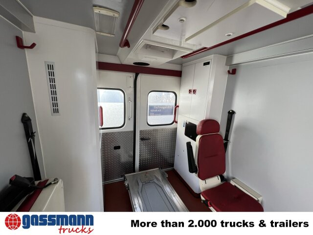 Mercedes-Benz Sprinter 516 CDI 4x2, Rettungswagen, Retarder - כלי רכב מסחרי עם לוח: תמונה 4 Mercedes-Benz Sprinter 516 CDI 4x2, Rettungswagen, Retarder - כלי רכב מסחרי עם לוח: תמונה 4