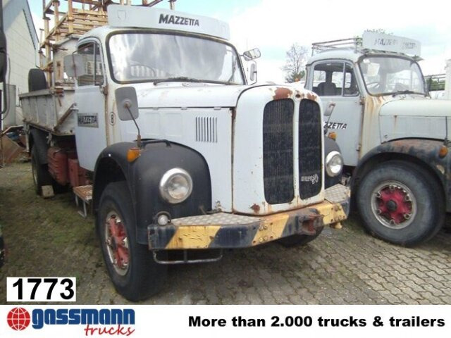 Saurer V5 4x2 - משאית צד נופל/ שטוחה: תמונה 1 Saurer V5 4x2 - משאית צד נופל/ שטוחה: תמונה 1