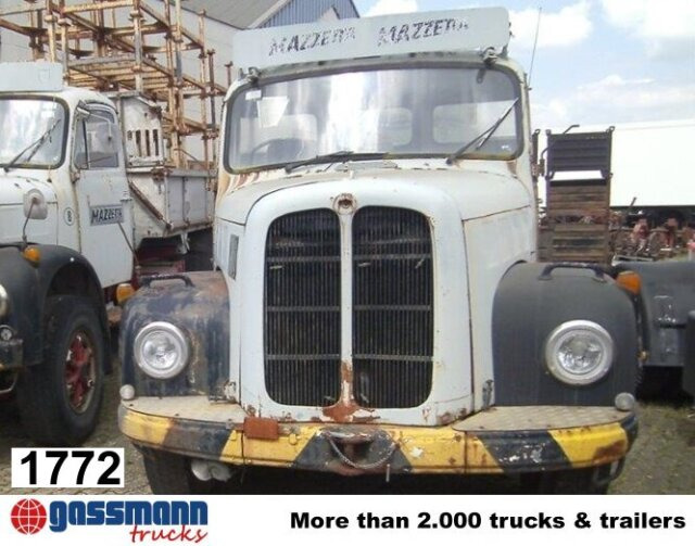 Saurer V5 4x2 - משאית עם שלדת תא: תמונה 1 Saurer V5 4x2 - משאית עם שלדת תא: תמונה 1