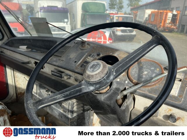 Saurer V5 4x2 - משאית צד נופל/ שטוחה: תמונה 2 Saurer V5 4x2 - משאית צד נופל/ שטוחה: תמונה 2