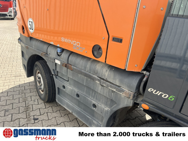 Schmidt Swingo Compact 200 4x2, Kehrmaschine - מטאטא כבישים: תמונה 4 Schmidt Swingo Compact 200 4x2, Kehrmaschine - מטאטא כבישים: תמונה 4