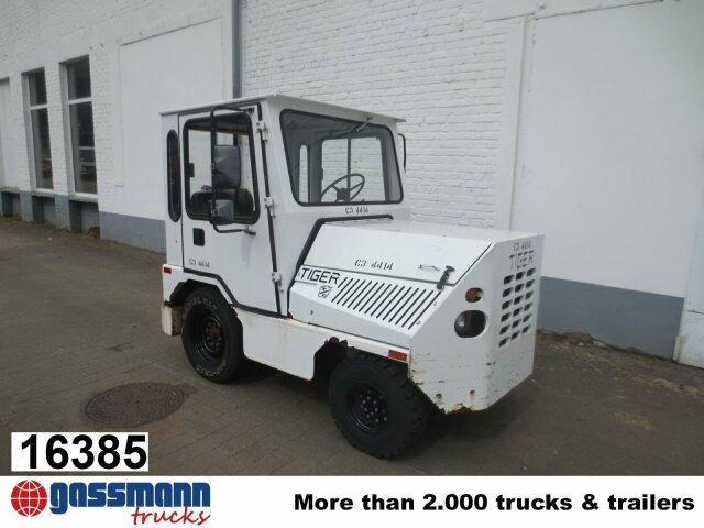Tiger TC 50, Zugmaschine - טרקטור כבודה: תמונה 1 Tiger TC 50, Zugmaschine - טרקטור כבודה: תמונה 1