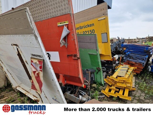 Diverse Ladebordwände 1-2to, demontiert, - מעלית אחורית: תמונה 2 Diverse Ladebordwände 1-2to, demontiert, - מעלית אחורית: תמונה 2