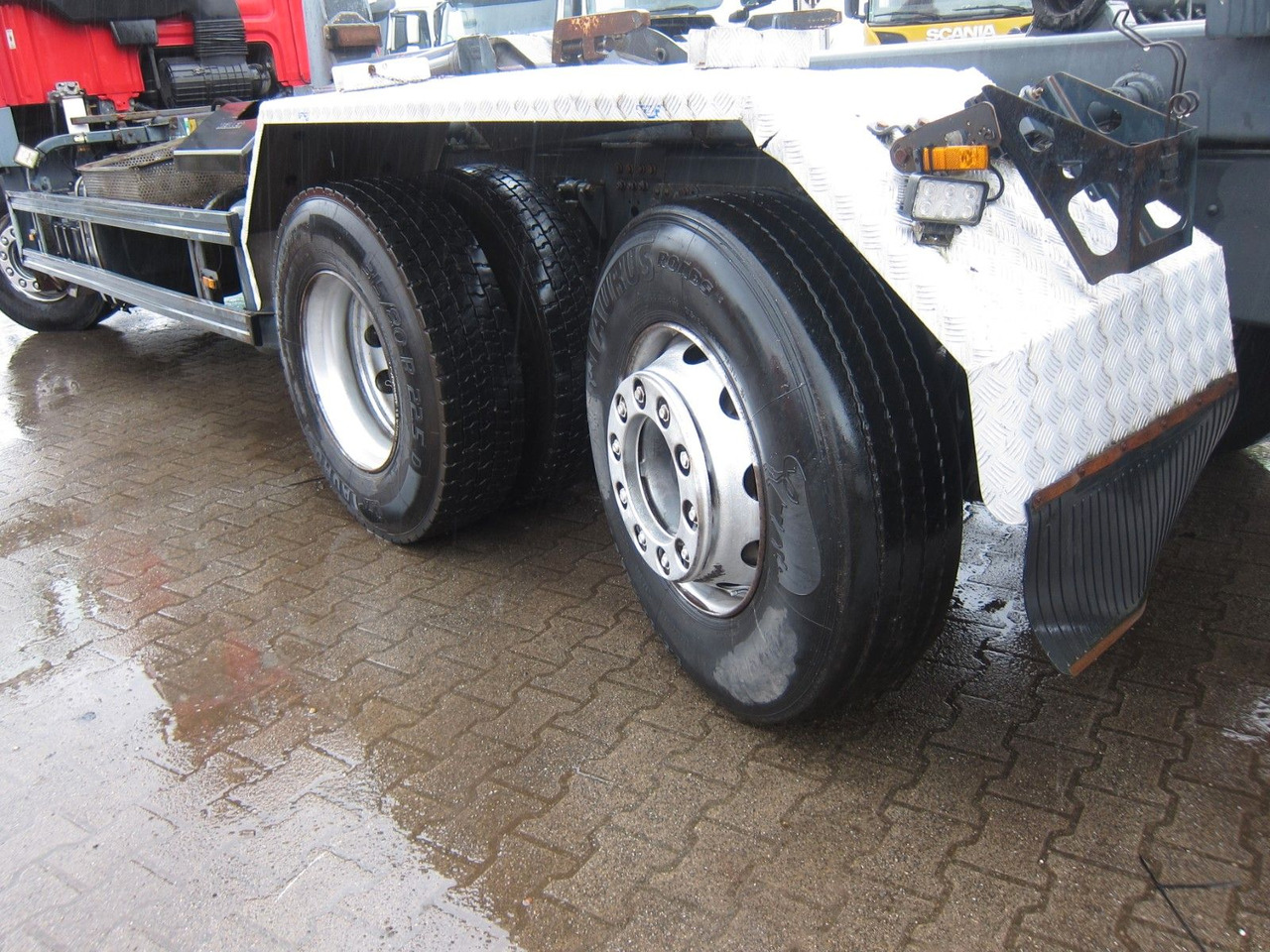 DAF CF 85 410 6X2*4 Meiller Haken Manual Retarder - משאית הרמת וו: תמונה 5 DAF CF 85 410 6X2*4 Meiller Haken Manual Retarder - משאית הרמת וו: תמונה 5