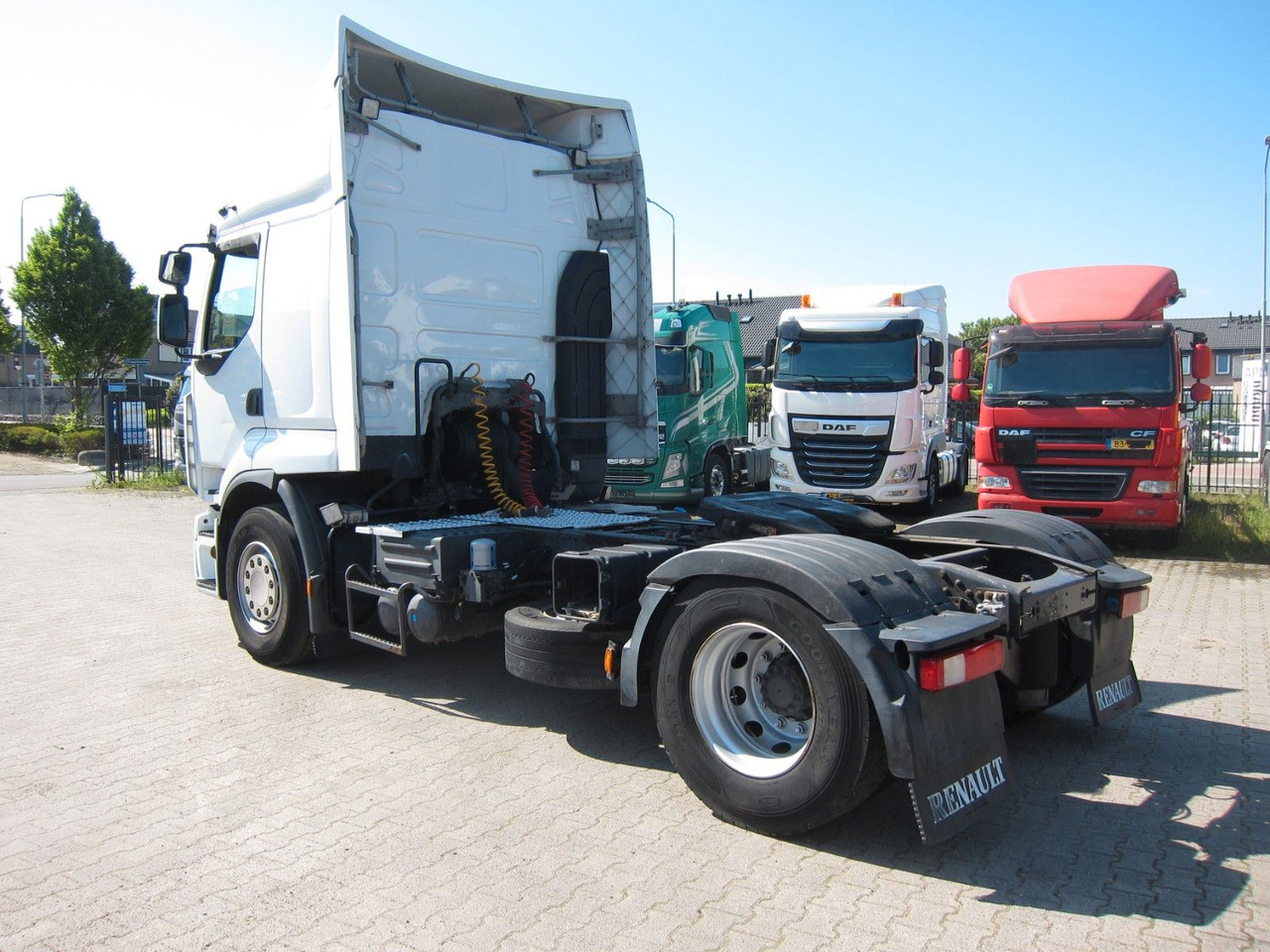 Renault Premium 440 DXI Steel/Air 623000km Belgian Truck - יחידת טרקטור: תמונה 4 Renault Premium 440 DXI Steel/Air 623000km Belgian Truck - יחידת טרקטור: תמונה 4