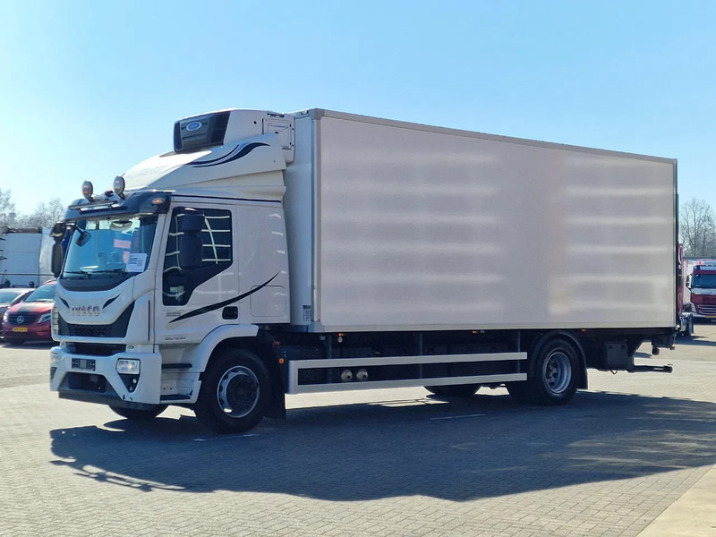 Iveco EuroCargo 180 320 Frigo Carrier supra 850 nordic - Loadlift - Low KM - Camera - משאית קירור: תמונה 3 Iveco EuroCargo 180 320 Frigo Carrier supra 850 nordic - Loadlift - Low KM - Camera - משאית קירור: תמונה 3