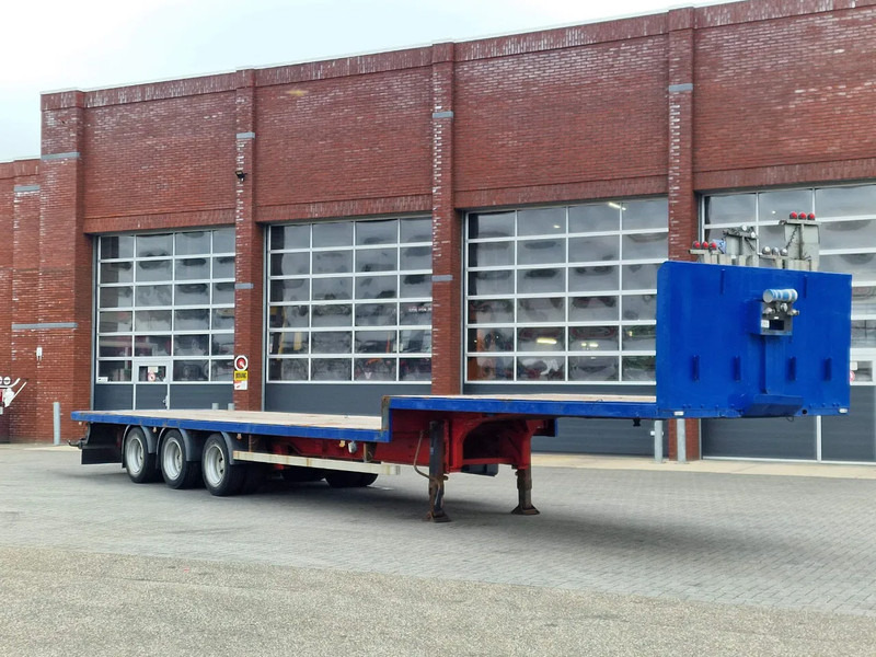 Lecitrailer Semi 3 axle - BPW Axle - Twist locks - סמיטריילר עם מטען נמוך: תמונה 1 Lecitrailer Semi 3 axle - BPW Axle - Twist locks - סמיטריילר עם מטען נמוך: תמונה 1