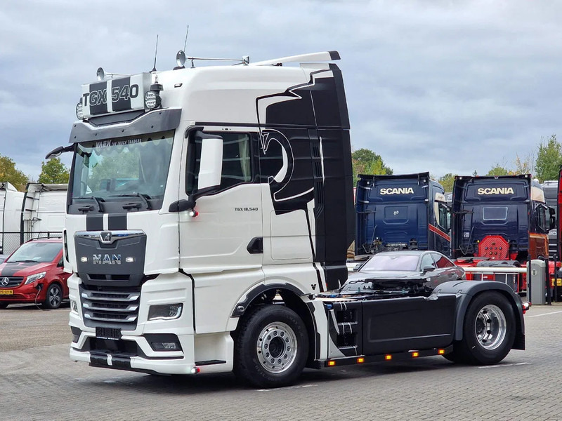 MAN TGX 18.540 GX - New - Retarder - Night clima - Alcoa - Show truck - Lightbar - - יחידת טרקטור: תמונה 3 MAN TGX 18.540 GX - New - Retarder - Night clima - Alcoa - Show truck - Lightbar - - יחידת טרקטור: תמונה 3