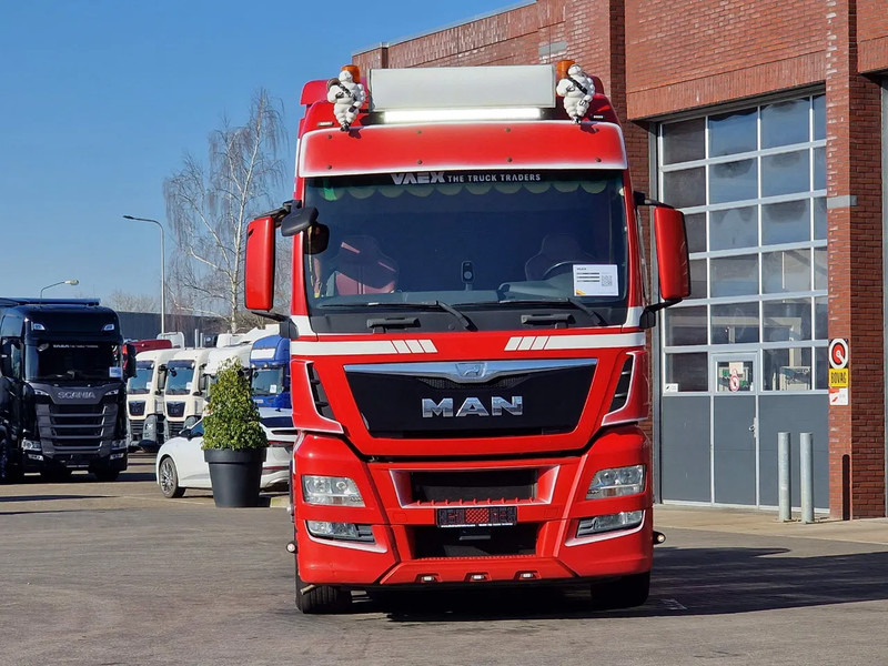 MAN TGX 26.560 XXL 6x2/4 - Custom interior - Steering axle - Euro 6 - AS Tronic - יחידת טרקטור: תמונה 2 MAN TGX 26.560 XXL 6x2/4 - Custom interior - Steering axle - Euro 6 - AS Tronic - יחידת טרקטור: תמונה 2