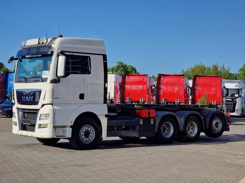 MAN TGX 32.560 8x4*4 - Cable system - Retarder - Euro 6 - Steering axle - - משאית מערכת כבלים: תמונה 3 MAN TGX 32.560 8x4*4 - Cable system - Retarder - Euro 6 - Steering axle - - משאית מערכת כבלים: תמונה 3