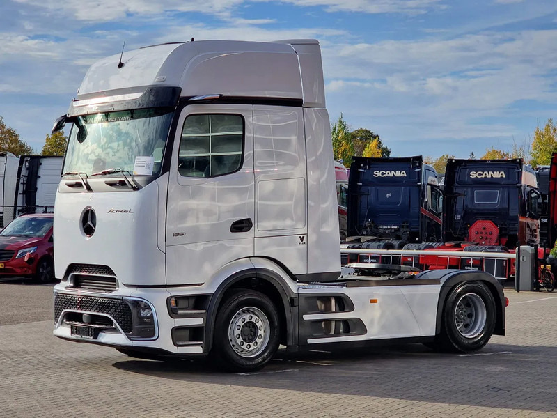 Mercedes-Benz Actros 1851 Procab GigaSpace 4x2 - New - Retarder - Mirror cam - 2x tank - Full spoiler - Navi - יחידת טרקטור: תמונה 3 Mercedes-Benz Actros 1851 Procab GigaSpace 4x2 - New - Retarder - Mirror cam - 2x tank - Full spoiler - Navi - יחידת טרקטור: תמונה 3