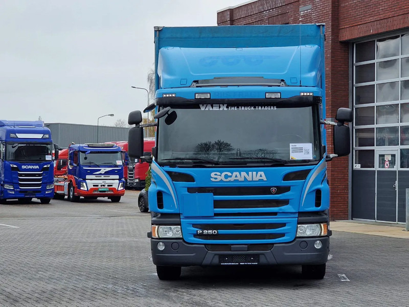 Scania P250 4x2 - Loadlift - Side boards - Full air - Euro 6 - משאית וילונות צד: תמונה 2 Scania P250 4x2 - Loadlift - Side boards - Full air - Euro 6 - משאית וילונות צד: תמונה 2