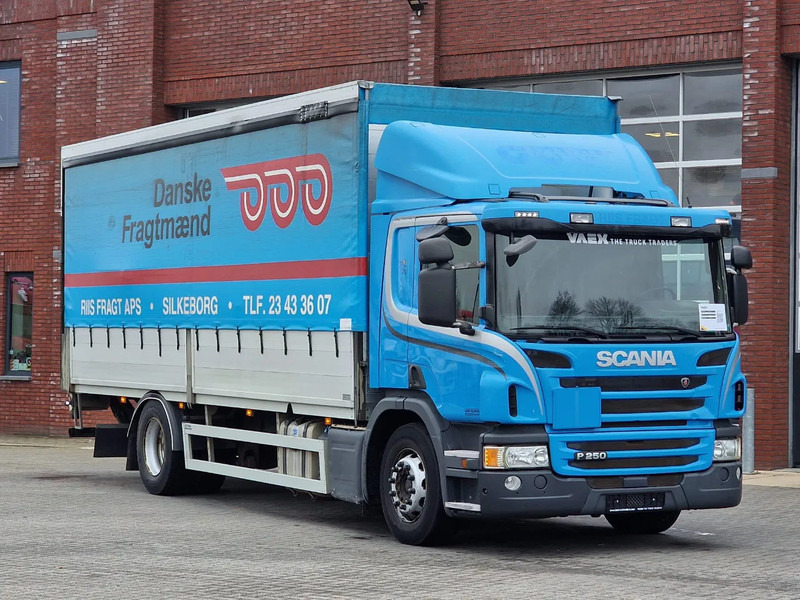 Scania P250 4x2 - Loadlift - Side boards - Full air - Euro 6 - משאית וילונות צד: תמונה 1 Scania P250 4x2 - Loadlift - Side boards - Full air - Euro 6 - משאית וילונות צד: תמונה 1
