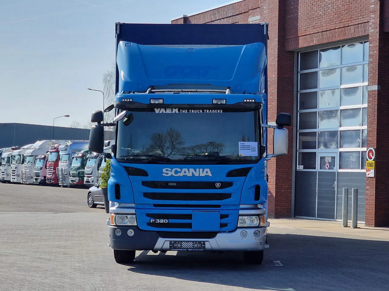 Scania P320 4x2 - Side boars - Loadlift - Full air - Navi - משאית וילונות צד: תמונה 2 Scania P320 4x2 - Side boars - Loadlift - Full air - Navi - משאית וילונות צד: תמונה 2