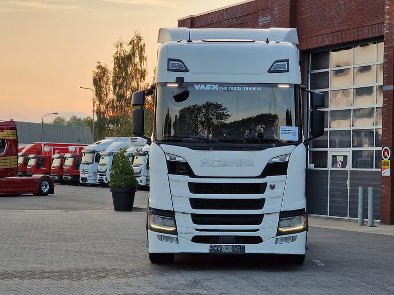 Scania R450 NGS Highline 4x2 - Retarder - Full air - Led - Navi - 2x tank - יחידת טרקטור: תמונה 2 Scania R450 NGS Highline 4x2 - Retarder - Full air - Led - Navi - 2x tank - יחידת טרקטור: תמונה 2