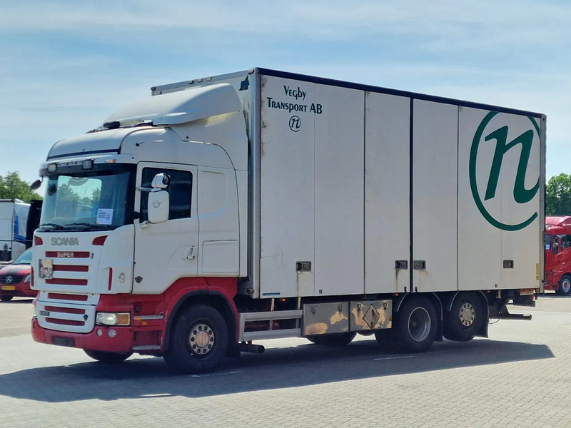 Scania R500 V8 Highline 6x2*4 - Box with side doors - Loadlift - Manual gearbox with retarder - Full air - Steering axle - משאית תיבה: תמונה 3 Scania R500 V8 Highline 6x2*4 - Box with side doors - Loadlift - Manual gearbox with retarder - Full air - Steering axle - משאית תיבה: תמונה 3