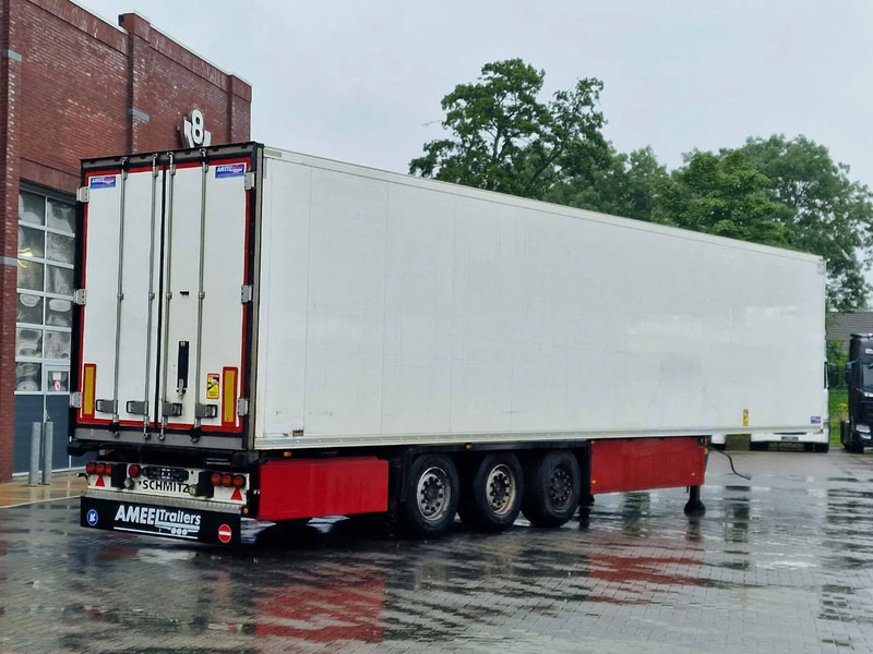סמיטריילר איזותרמי Schmitz Cargobull SCB*S3B - Thermoking SLXe 200 - Rohrbahnen / Meat rails - Lift axle - SAF Axle: תמונה 9 סמיטריילר איזותרמי Schmitz Cargobull SCB*S3B - Thermoking SLXe 200 - Rohrbahnen / Meat rails - Lift axle - SAF Axle: תמונה 9