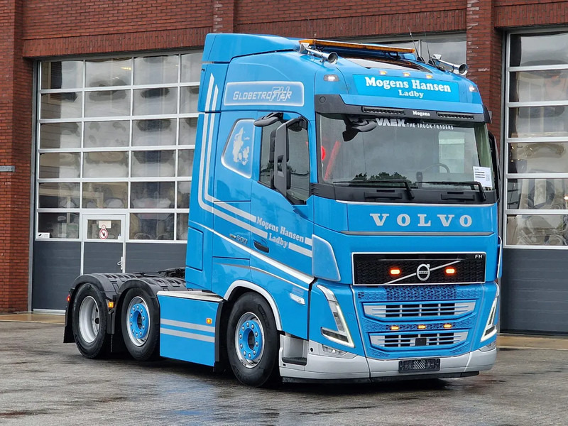 יחידת טרקטור Volvo FH 13.500 Globetrotter 6x2 - I Save - PTO/hydraulics - Full air - Custom interior: תמונה 1