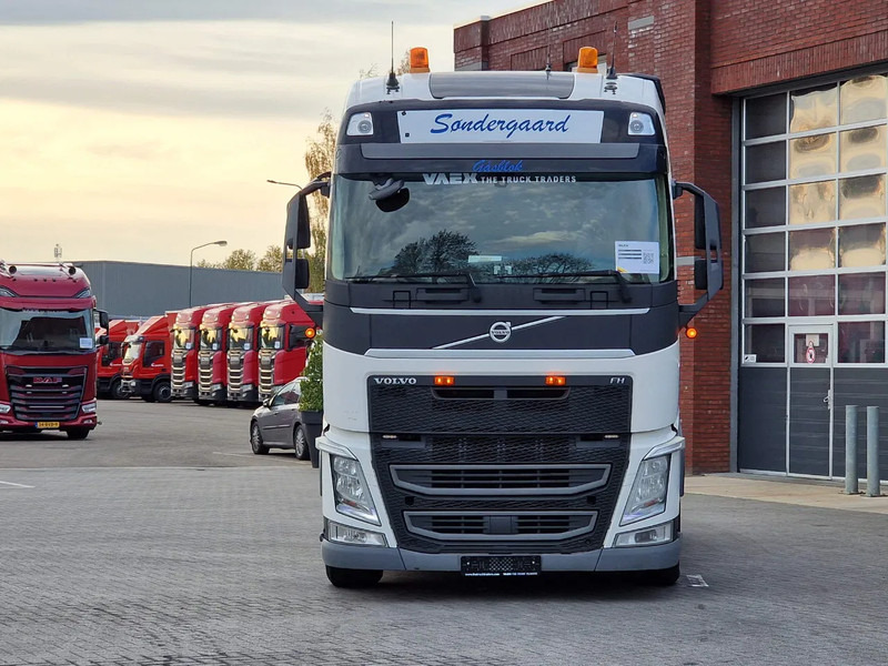 Volvo FH 13.500 Globetrotter 6x2 - PTO/Hydraulic - 3.00 WB - Full air - - יחידת טרקטור: תמונה 2 Volvo FH 13.500 Globetrotter 6x2 - PTO/Hydraulic - 3.00 WB - Full air - - יחידת טרקטור: תמונה 2