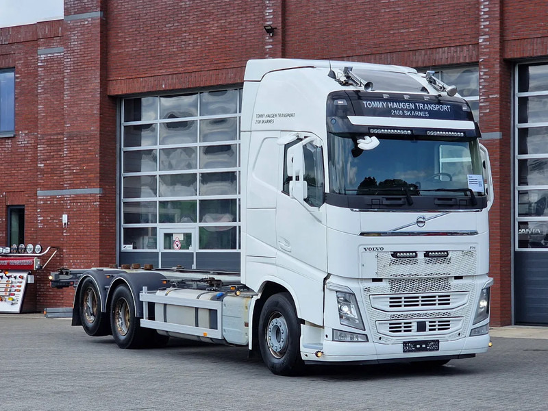 Volvo FH 13.500 Globetrotter XL 6x2 - BDF - Retarder - I parkcool - Full air - 4.90 WB - מוביל מכולות/ משאית החלפת גוף: תמונה 1 Volvo FH 13.500 Globetrotter XL 6x2 - BDF - Retarder - I parkcool - Full air - 4.90 WB - מוביל מכולות/ משאית החלפת גוף: תמונה 1