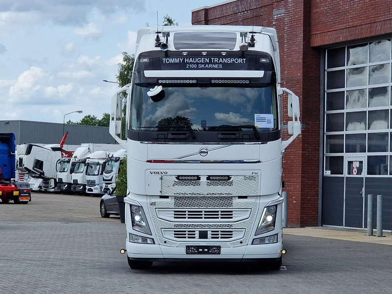Volvo FH 13.500 Globetrotter XL 6x2 - BDF - Retarder - I parkcool - Full air - 4.90 WB - מוביל מכולות/ משאית החלפת גוף: תמונה 2 Volvo FH 13.500 Globetrotter XL 6x2 - BDF - Retarder - I parkcool - Full air - 4.90 WB - מוביל מכולות/ משאית החלפת גוף: תמונה 2