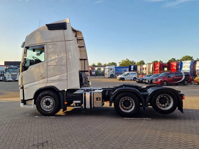 Volvo FH 13.500 Globetrotter XL 6x2 - Full air - 3.20 WB - MA VIN - Low KM - Leather - יחידת טרקטור: תמונה 4 Volvo FH 13.500 Globetrotter XL 6x2 - Full air - 3.20 WB - MA VIN - Low KM - Leather - יחידת טרקטור: תמונה 4