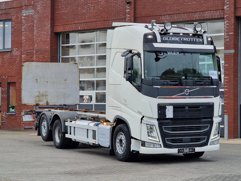 Volvo FH 13.540 Globetrotter 6x2 - BDF - Loadlift - Full air - I parkcool - 4.80 WB - מוביל מכולות/ משאית החלפת גוף: תמונה 1 Volvo FH 13.540 Globetrotter 6x2 - BDF - Loadlift - Full air - I parkcool - 4.80 WB - מוביל מכולות/ משאית החלפת גוף: תמונה 1