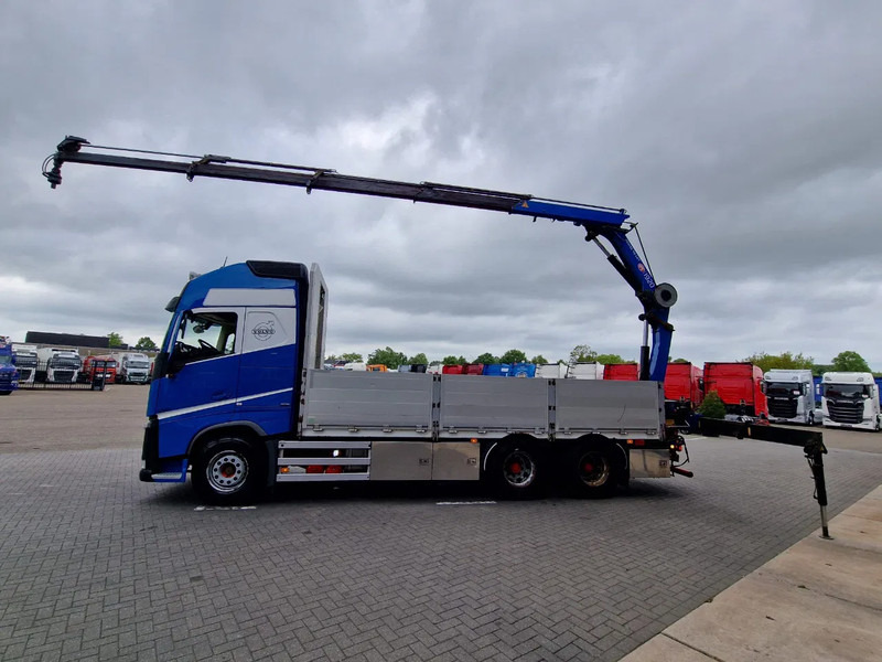Volvo FH 13.540 Globetrotter 6x4 - HMF 1920K with remote year 2019 - Full air - Leather - משאית מנוף: תמונה 4 Volvo FH 13.540 Globetrotter 6x4 - HMF 1920K with remote year 2019 - Full air - Leather - משאית מנוף: תמונה 4