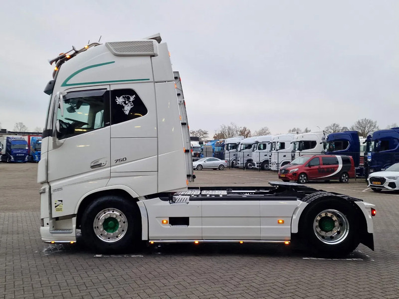 Volvo FH 16.750 Globetrotter XL 4x2 - Retarder - I parkcool - Full air - 2x tank - Full spec - יחידת טרקטור: תמונה 5 Volvo FH 16.750 Globetrotter XL 4x2 - Retarder - I parkcool - Full air - 2x tank - Full spec - יחידת טרקטור: תמונה 5