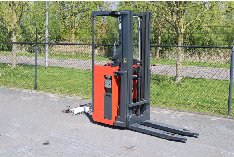 Actil L 1350 | TRIPLEX | SIDESHIFT - משאית הגעה: תמונה 5 Actil L 1350 | TRIPLEX | SIDESHIFT - משאית הגעה: תמונה 5
