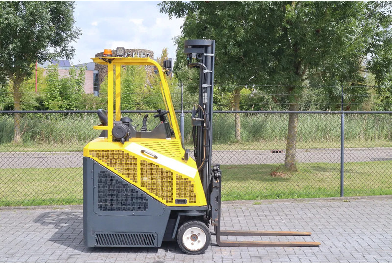 Combilift CB3000 | 2.5 TON | 6 METER | TRIPLEX | SIDESHIFT - משאית הגעה ב-4 דרכים: תמונה 4 Combilift CB3000 | 2.5 TON | 6 METER | TRIPLEX | SIDESHIFT - משאית הגעה ב-4 דרכים: תמונה 4