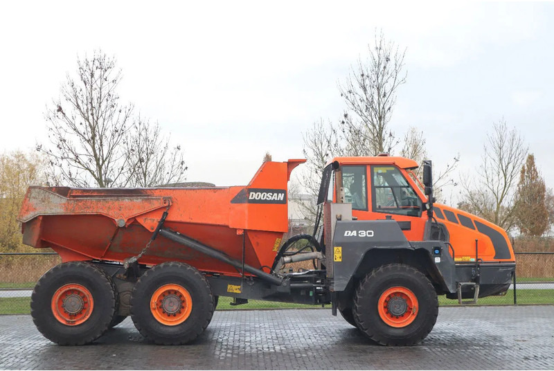 Doosan DA 30 | TAILGATE | AIRCO | GOOD CONDITION - מסיר פסולת מפרקי: תמונה 4 Doosan DA 30 | TAILGATE | AIRCO | GOOD CONDITION - מסיר פסולת מפרקי: תמונה 4
