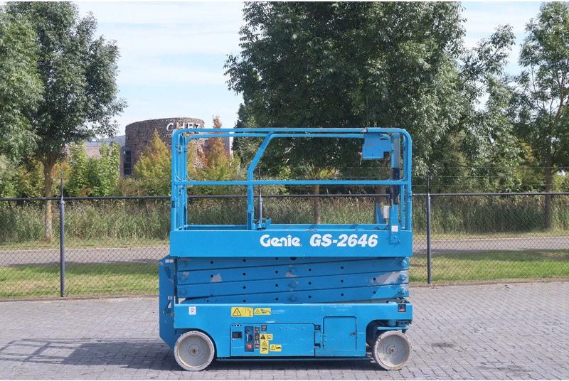 Genie GS-2646 | 10 METER | 454 KG - מעלית מספריים: תמונה 1 Genie GS-2646 | 10 METER | 454 KG - מעלית מספריים: תמונה 1