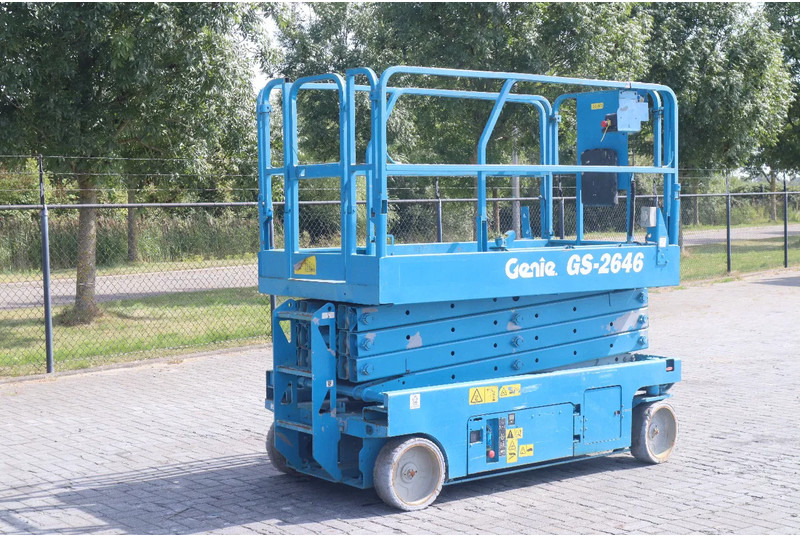 Genie GS-2646 | 10 METER | 454 KG - מעלית מספריים: תמונה 3 Genie GS-2646 | 10 METER | 454 KG - מעלית מספריים: תמונה 3