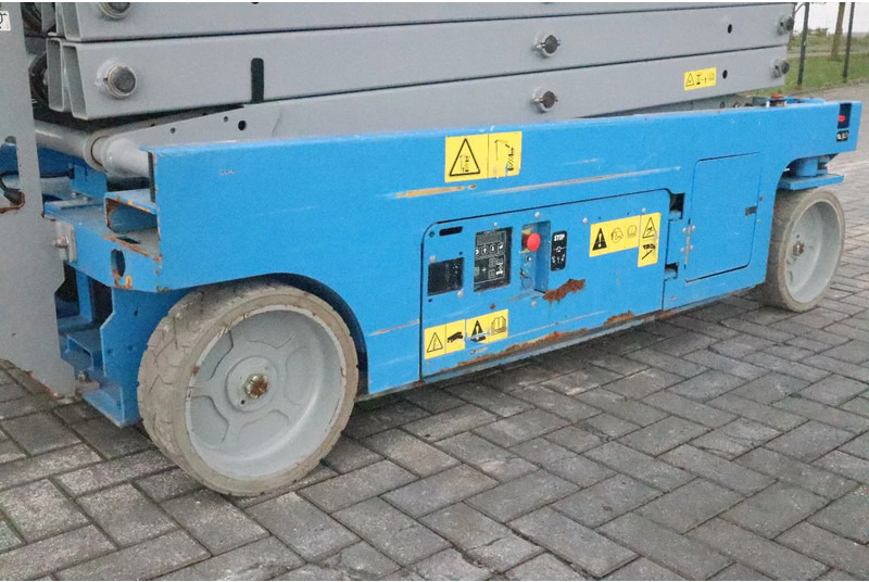 מעלית מספריים Genie GS-3246 | 12 METER | 318 KG: תמונה 13