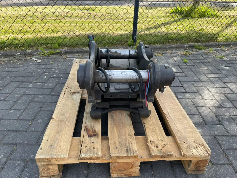 Gjerstad G60 | QUICK COUPLER | S60 | NEW / UNUSED - מצמד מהיר עבור מכונת בנייה: תמונה 2 Gjerstad G60 | QUICK COUPLER | S60 | NEW / UNUSED - מצמד מהיר עבור מכונת בנייה: תמונה 2