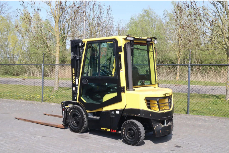Hyster H2.5 A | BOOM SUSPENSION | SIDESHIFT | FORK EXTENTIONS | FORK POSITIONERS - מלגזת סולר: תמונה 3 Hyster H2.5 A | BOOM SUSPENSION | SIDESHIFT | FORK EXTENTIONS | FORK POSITIONERS - מלגזת סולר: תמונה 3