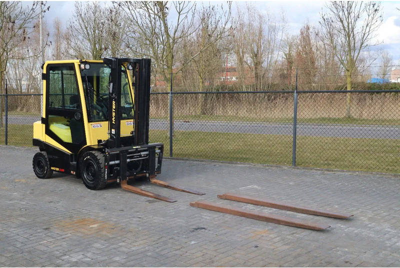 Hyster H2.5 A | BOOM SUSPENSION | SIDESHIFT | FORK EXTENTIONS | FORK POSITIONERS - מלגזת סולר: תמונה 5 Hyster H2.5 A | BOOM SUSPENSION | SIDESHIFT | FORK EXTENTIONS | FORK POSITIONERS - מלגזת סולר: תמונה 5
