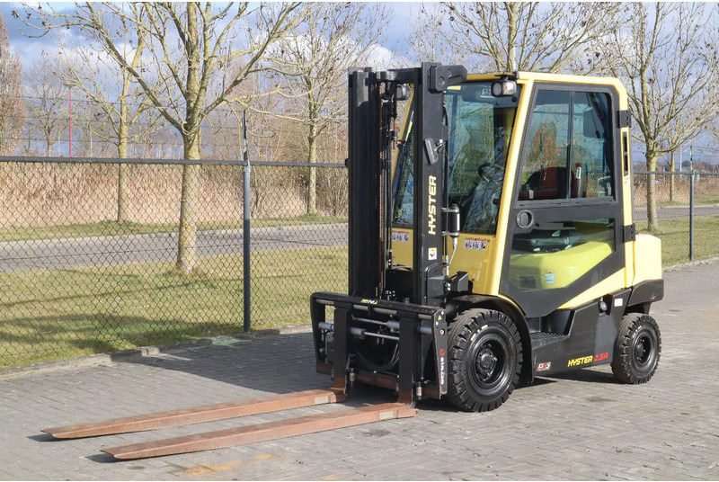 Hyster H2.5 A | BOOM SUSPENSION | SIDESHIFT | FORK EXTENTIONS | FORK POSITIONERS - מלגזת סולר: תמונה 2 Hyster H2.5 A | BOOM SUSPENSION | SIDESHIFT | FORK EXTENTIONS | FORK POSITIONERS - מלגזת סולר: תמונה 2