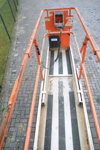 מעלית מספריים JLG 1930 ES | 7.7 METER | 230 KG: תמונה 14