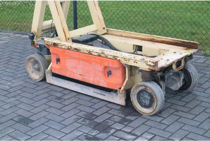 מעלית מספריים JLG 1930 ES | 7.7 METER | 230 KG: תמונה 11