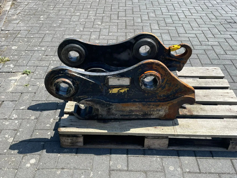 Klepp Mek KM70 HD-D | S70 | QUICK COUPLER | SNELWISSEL | SCHNELLWECHSLER - מזמרת הריסה עבור מכונת בנייה: תמונה 4 Klepp Mek KM70 HD-D | S70 | QUICK COUPLER | SNELWISSEL | SCHNELLWECHSLER - מזמרת הריסה עבור מכונת בנייה: תמונה 4