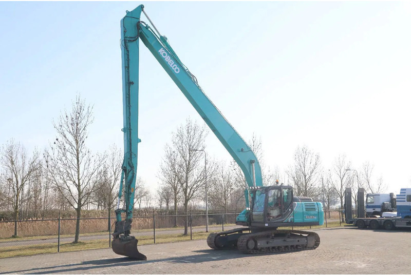 Kobelco SK260 NLC -10E | 18.5 METER LONG REACH | TILT BUCKET - מחפר סורק: תמונה 2 Kobelco SK260 NLC -10E | 18.5 METER LONG REACH | TILT BUCKET - מחפר סורק: תמונה 2