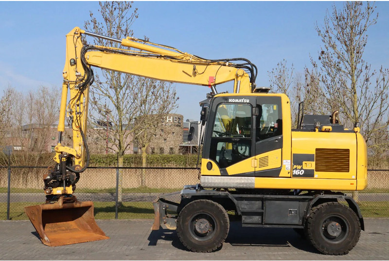 Komatsu PW160-11 | ENGCON TILTROTATOR | BUCKET | TRAILER HYDR. - מחפר גלגלים: תמונה 1 Komatsu PW160-11 | ENGCON TILTROTATOR | BUCKET | TRAILER HYDR. - מחפר גלגלים: תמונה 1