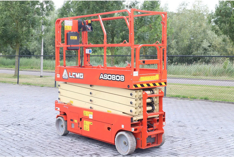 LGMG AS0808 | 10 METER | 230 KG | GS-2646 | 2646ES - מעלית מספריים: תמונה 2 LGMG AS0808 | 10 METER | 230 KG | GS-2646 | 2646ES - מעלית מספריים: תמונה 2