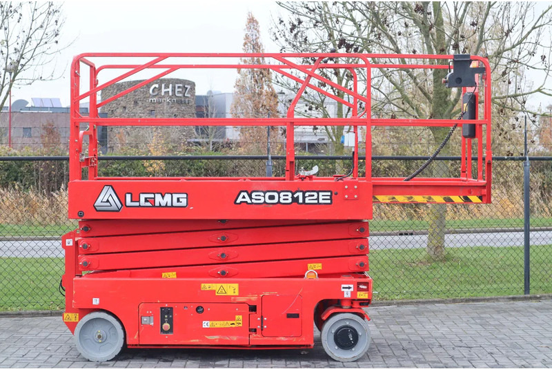 LGMG AS0812E | 10 METER | 450 KG | GS-2646 | 2646ES - מעלית מספריים: תמונה 4 LGMG AS0812E | 10 METER | 450 KG | GS-2646 | 2646ES - מעלית מספריים: תמונה 4