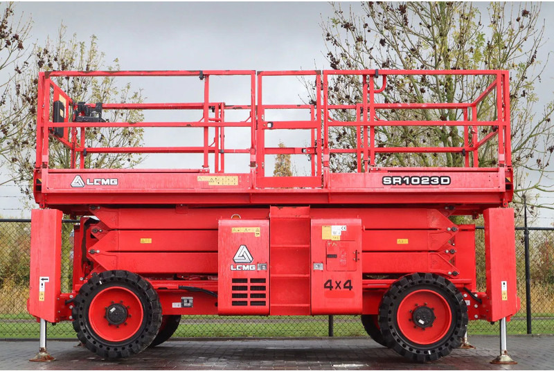 LGMG SR1023D | 12 METER | 1.100 KG - מעלית מספריים: תמונה 1 LGMG SR1023D | 12 METER | 1.100 KG - מעלית מספריים: תמונה 1