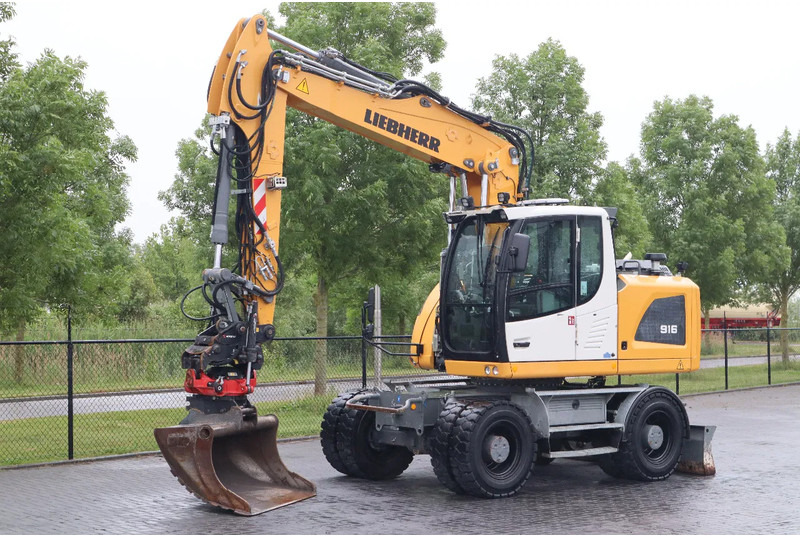 Liebherr A916 LITRONIC | ROTOTILT | BUCKET | DOZERBLADE - מחפר גלגלים: תמונה 2 Liebherr A916 LITRONIC | ROTOTILT | BUCKET | DOZERBLADE - מחפר גלגלים: תמונה 2