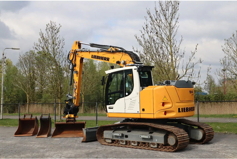 Liebherr R914 COMPACT S | ROTOTILT | 3X BUCKET | DOZERBLADE - מחפר סורק: תמונה 3 Liebherr R914 COMPACT S | ROTOTILT | 3X BUCKET | DOZERBLADE - מחפר סורק: תמונה 3